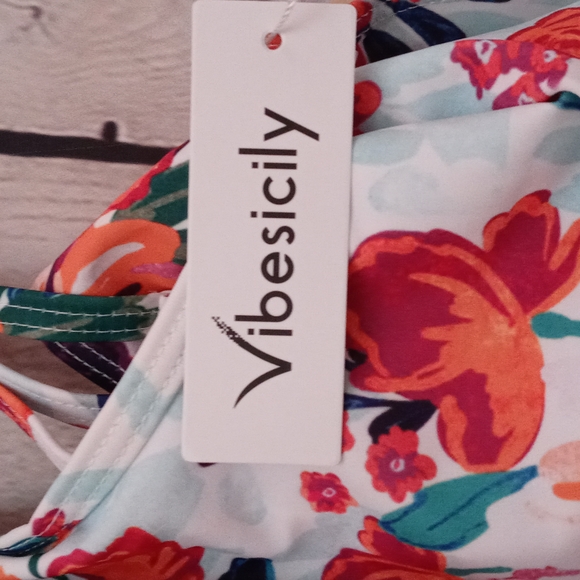 NWT Vibesicily Floral One Piece Bathing Suit, Size 2XL - Picture 7 of 7